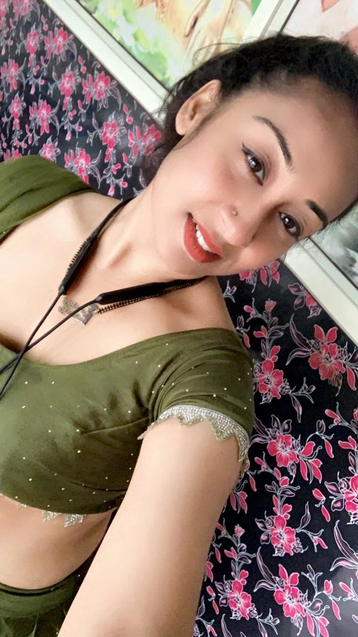 Muskan – Indian escort in Ahmedabad — 3 / 5
