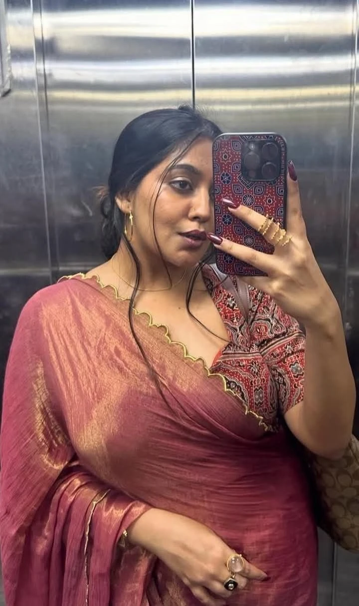 Divya – escort in Bangalore — 3 / 4