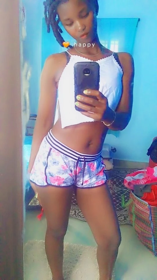 Nelly – South African escort in Bangalore — 6 / 10