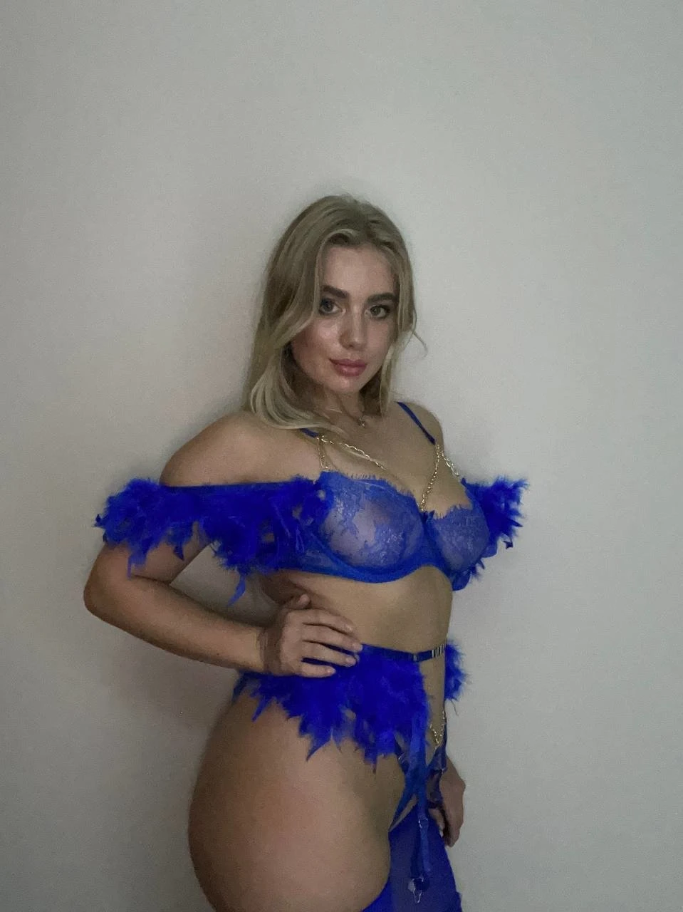 Vika – Russian escort in Yerevan — 3 / 13