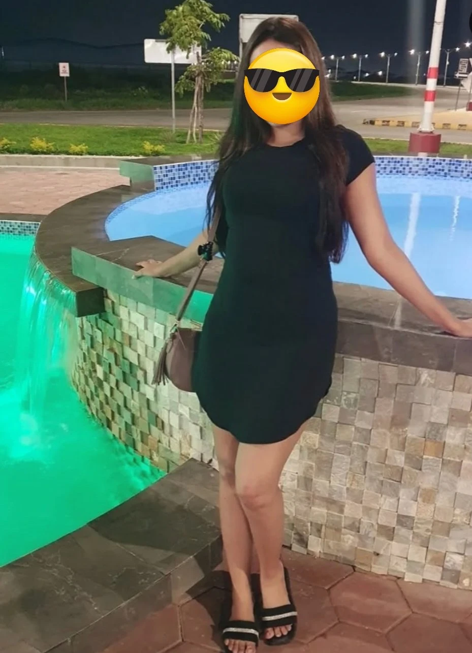 Nisha independent meeting and camsho – Indian escort in Bangalore — 4 / 14