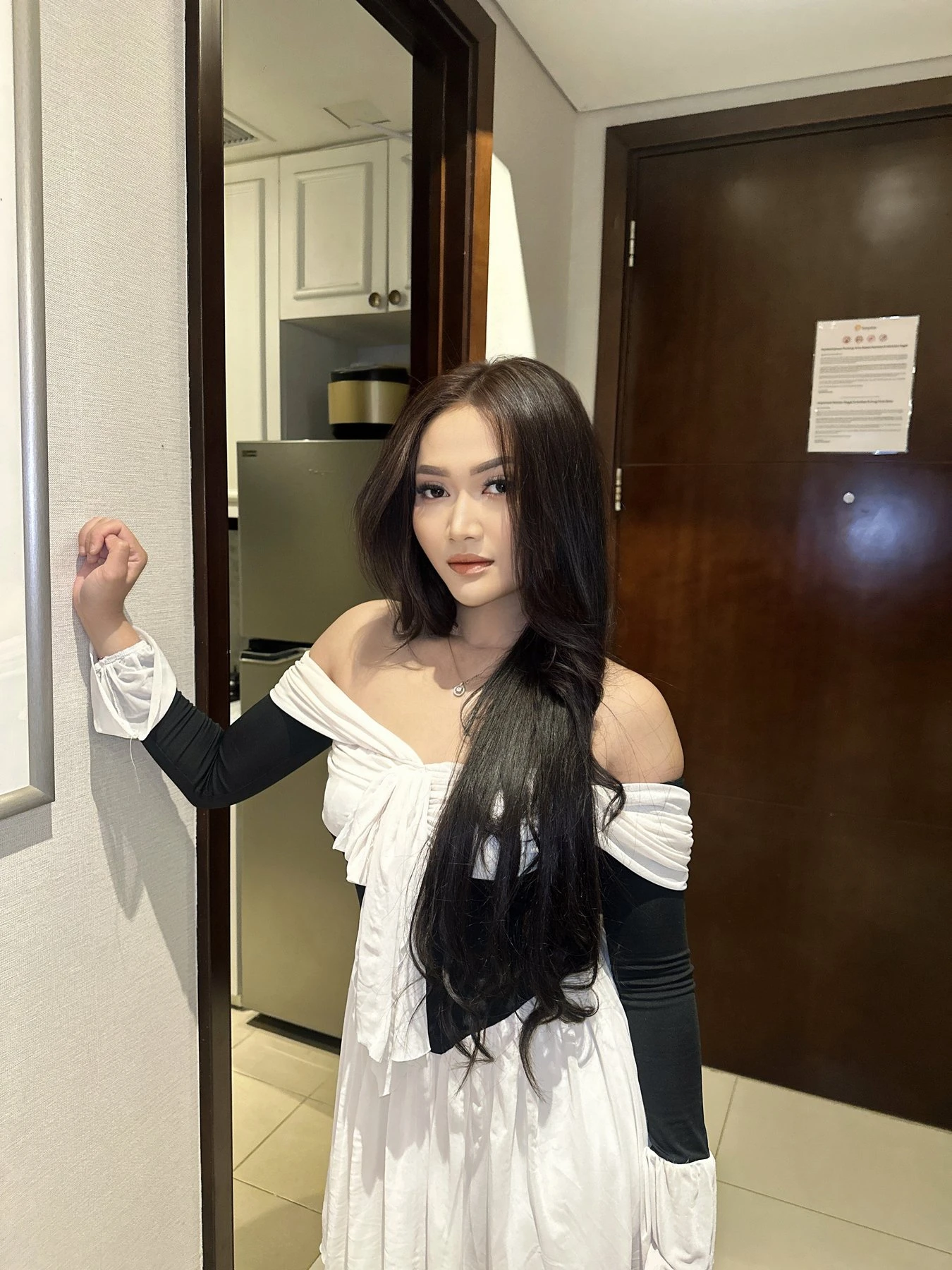 Jennifer Asian Baby – Indonesian escort in Hong Kong — 3 / 7