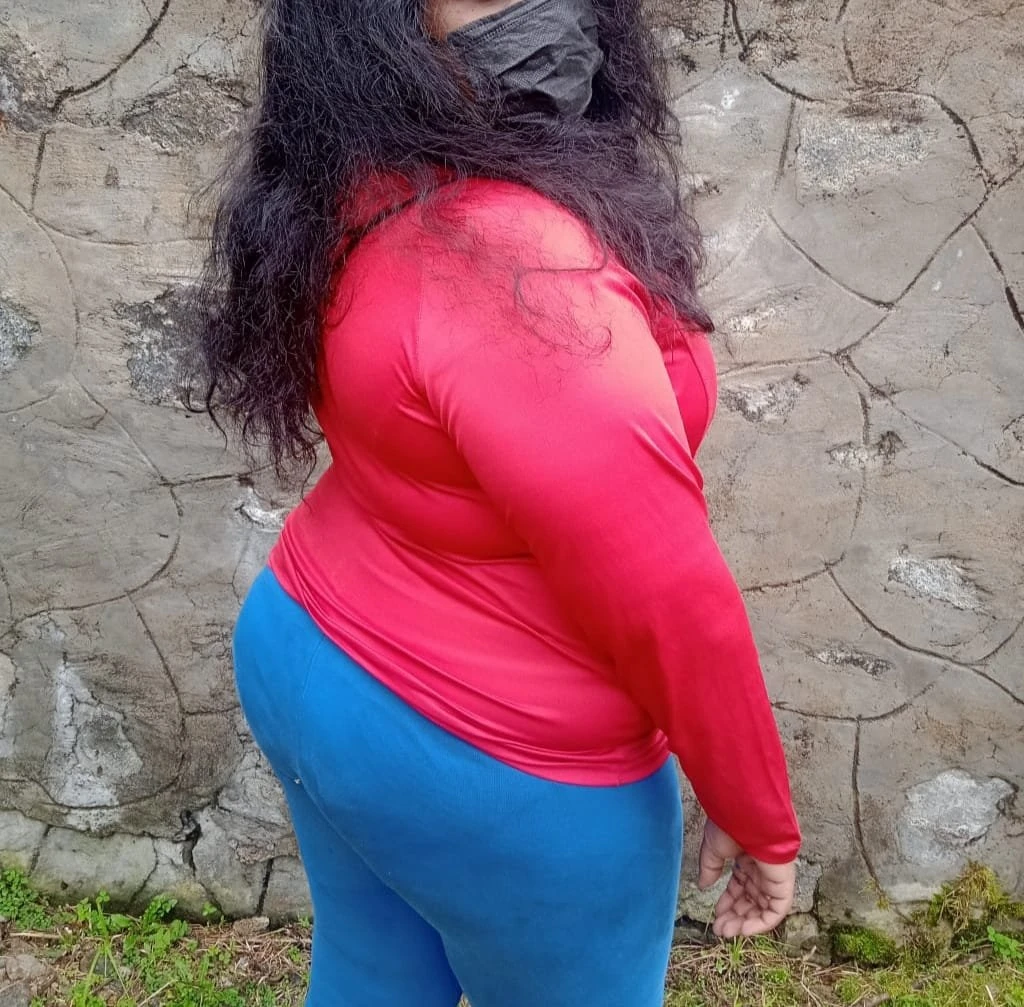 Molly Michelle – Indian escort in Bangalore — 4 / 7