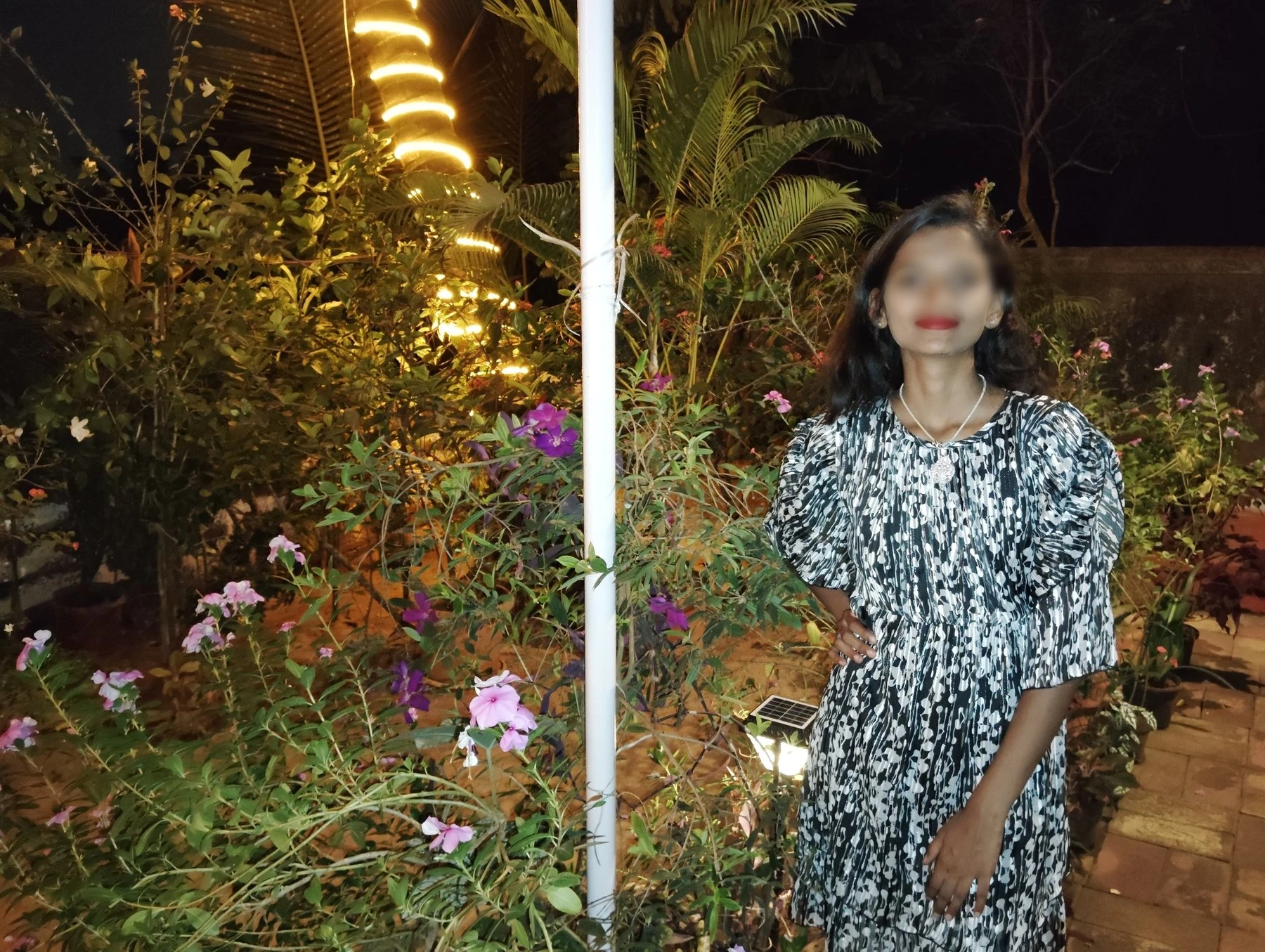 Full Nude Body Massage @ Home or Hotel – Indian masseuse in Bangalore — 1 / 3
