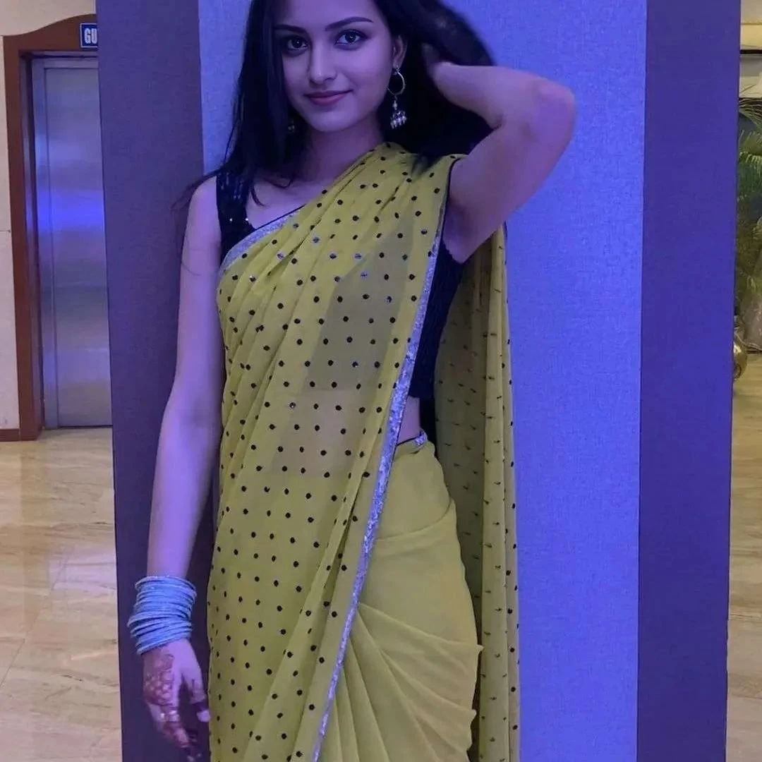 Kajal 6 – escort in Ahmedabad — 1 / 2