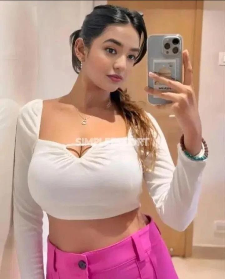 Snehal – escort in Ahmedabad — 2 / 5