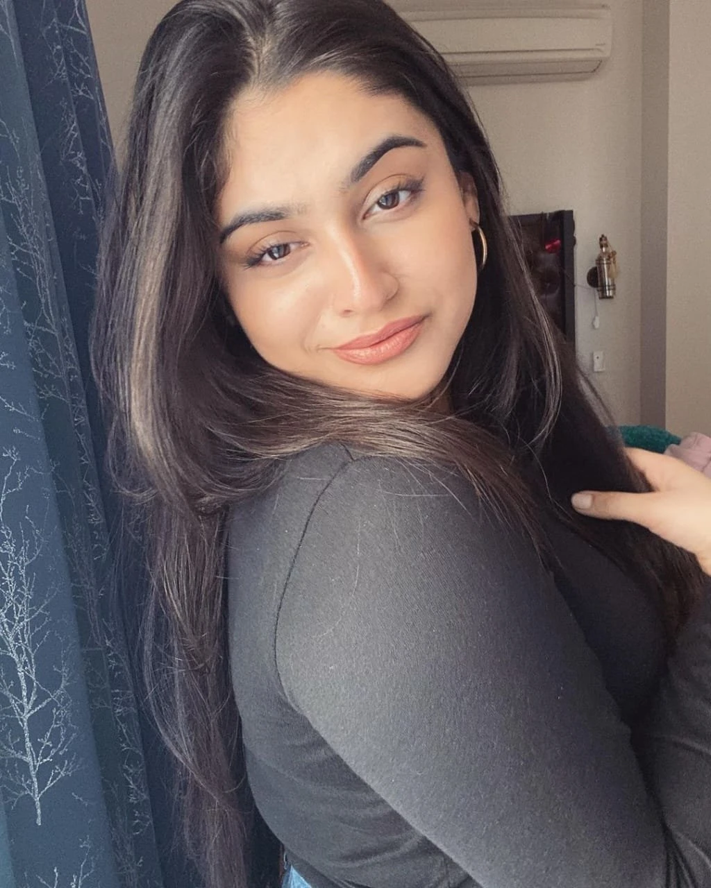 Kayra – Indian escort in Chennai — 2 / 4