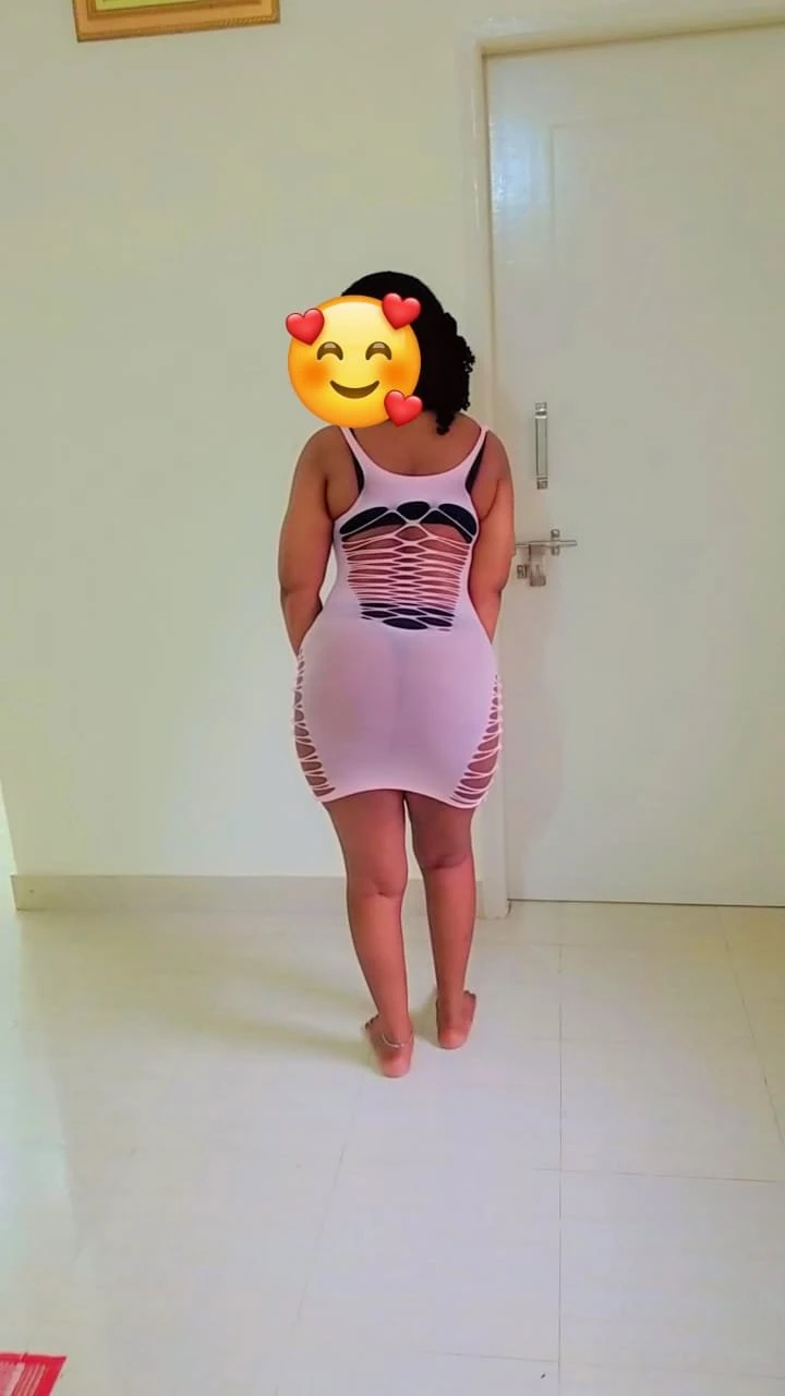 Meet juicy Lara/deepthroat/big ass – Zambian escort in Bangalore — 2 / 4