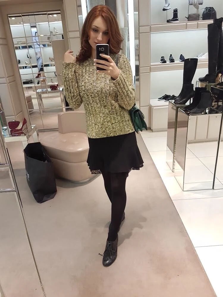 Lola – Swiss escort in Hong Kong — 7 / 8