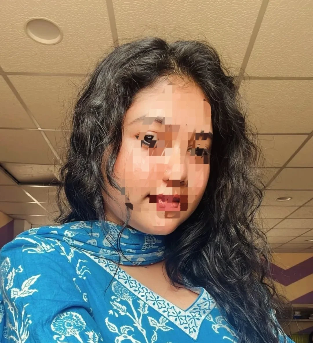 Divya – Indian escort in Chennai — 3 / 4