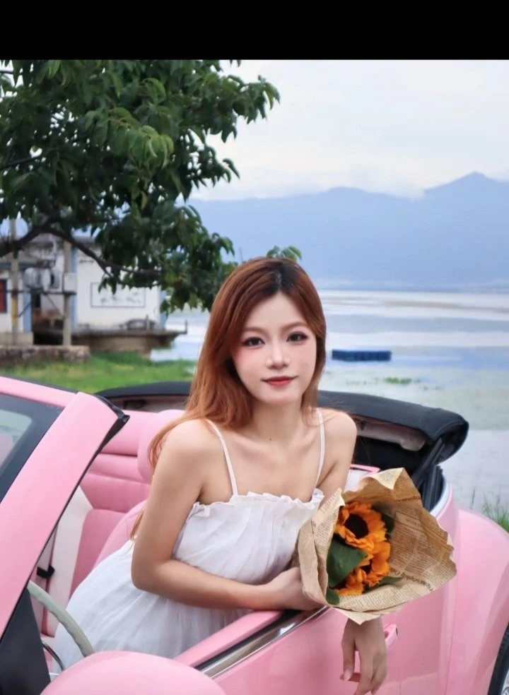 Yuyu School Girl – Japanese escort in Hong Kong — 4 / 7