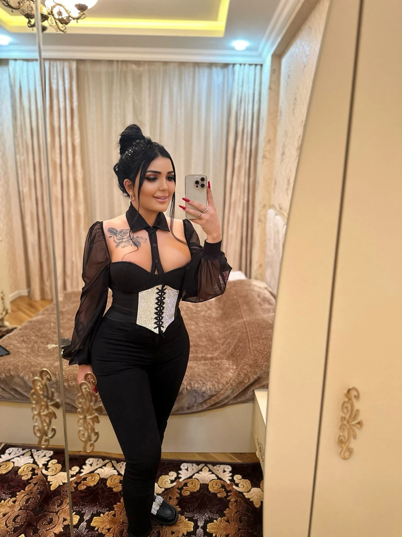 Nilufer – Azerbaijani escort in Baku — 9 / 10
