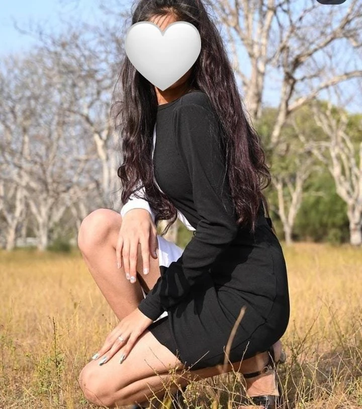 Navya – Indian escort in Chandigarh — 3 / 7