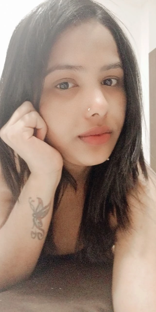 SHRUTIKA – Indian escort in Bangalore — 2 / 5