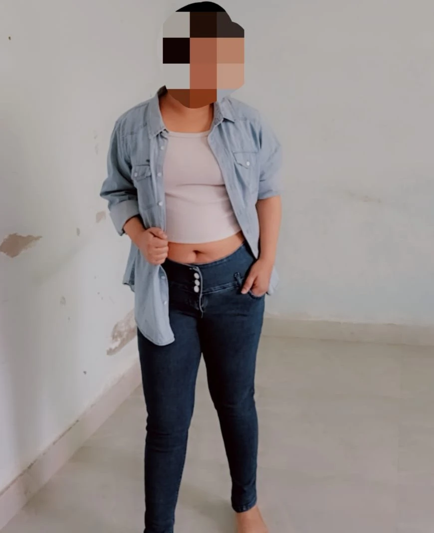 Independent Meet and Cam – Indian escort in Bangalore — 2 / 5