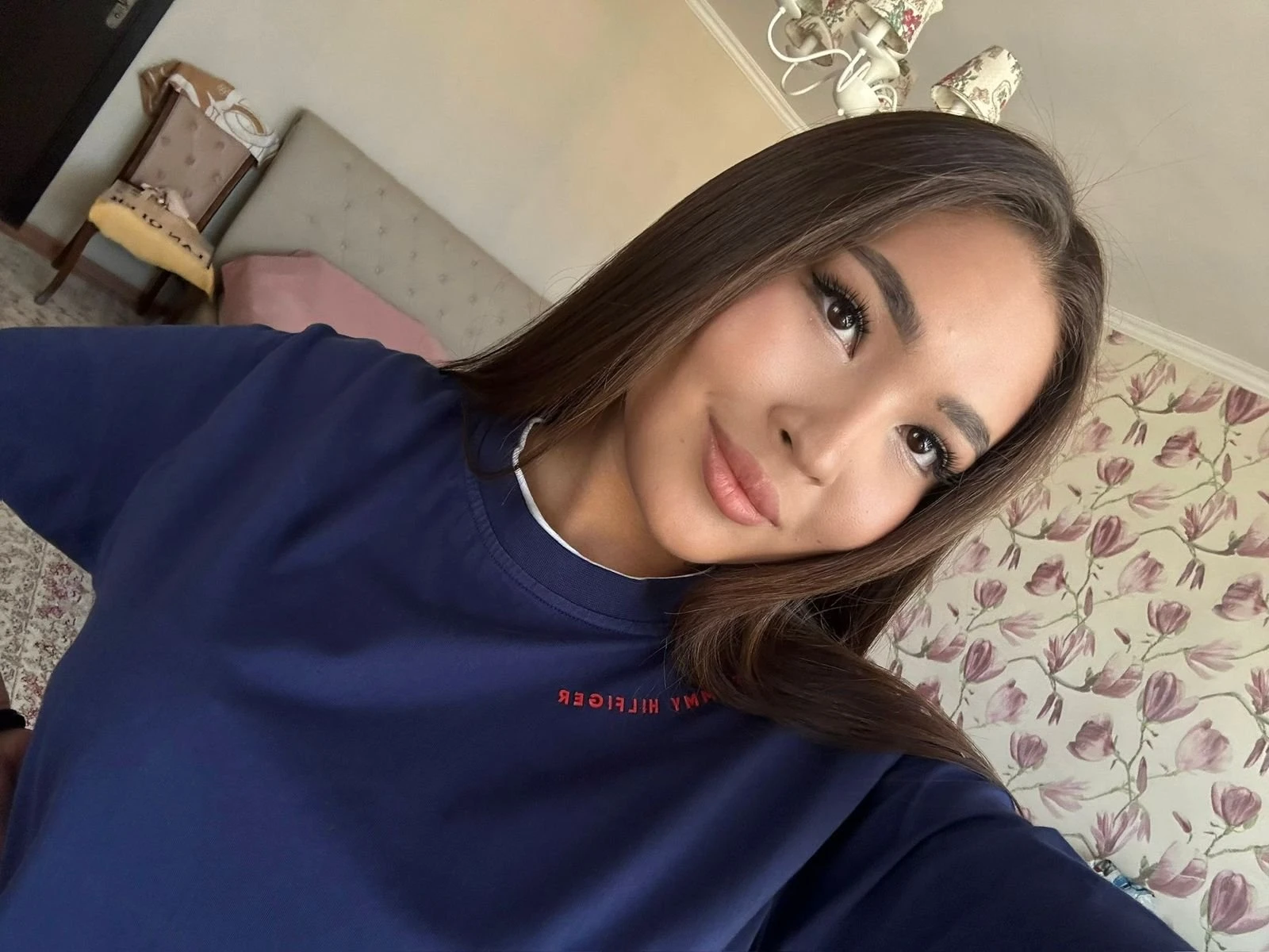 Karina – Kazakhstani escort in Yerevan — 7 / 8