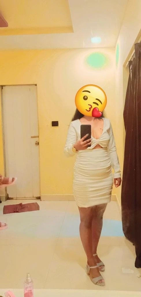 Niharika Gowda – Indian escort in Bangalore — 2 / 7