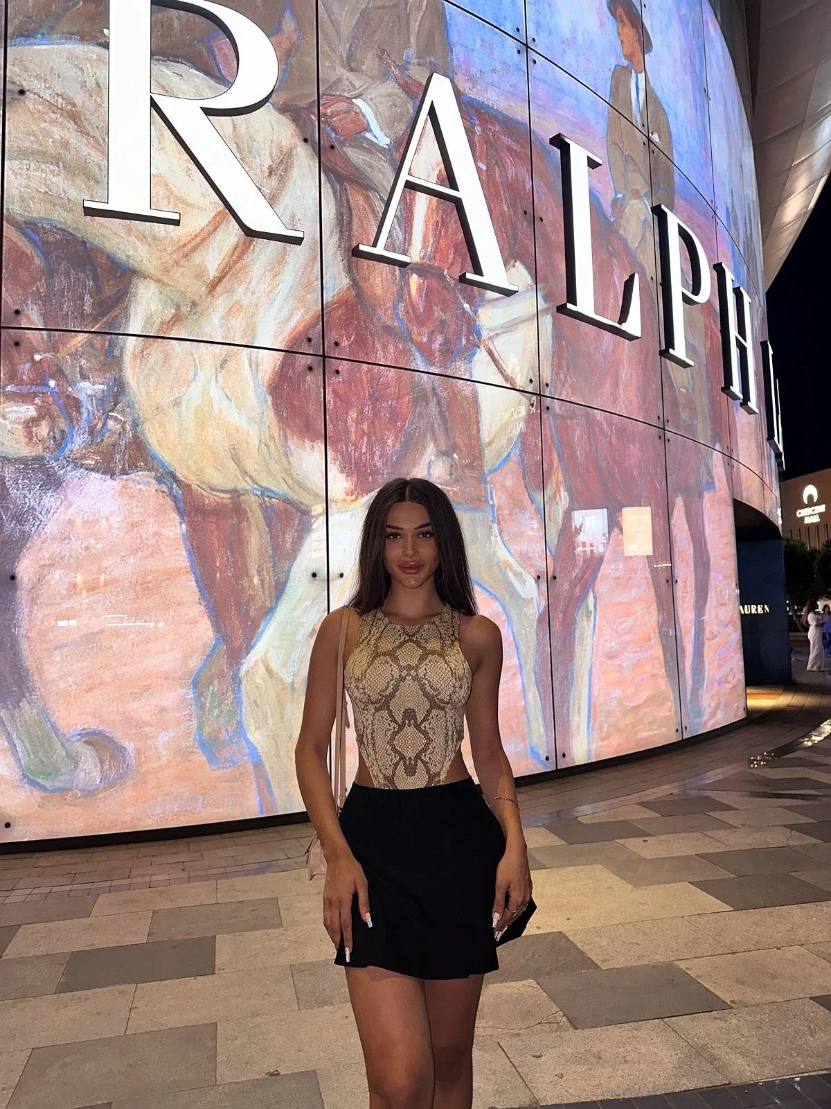 Raya – Albanian escort in Tirana — 20 / 24