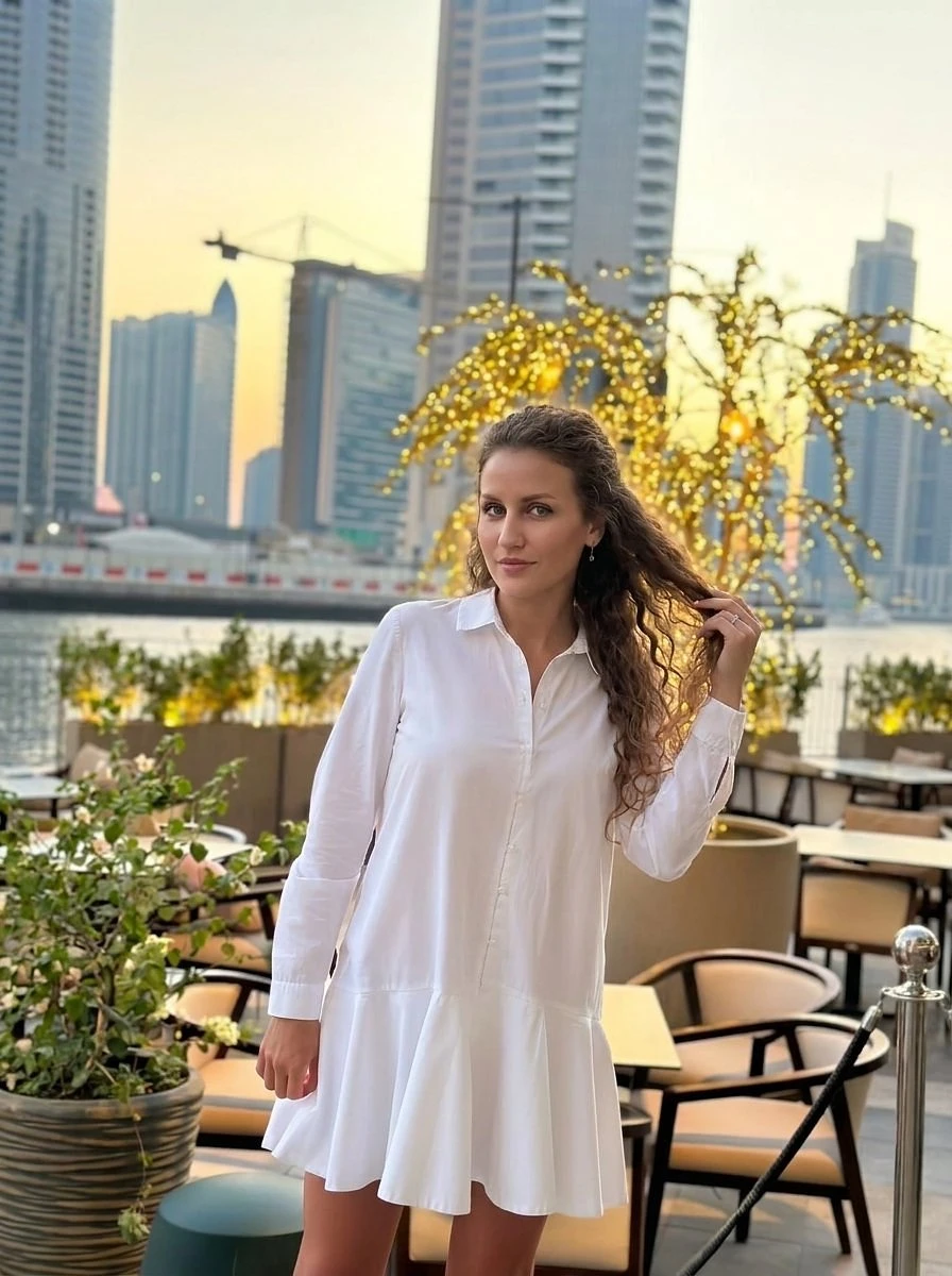 Monica – Russian escort in Hong Kong — 5 / 6