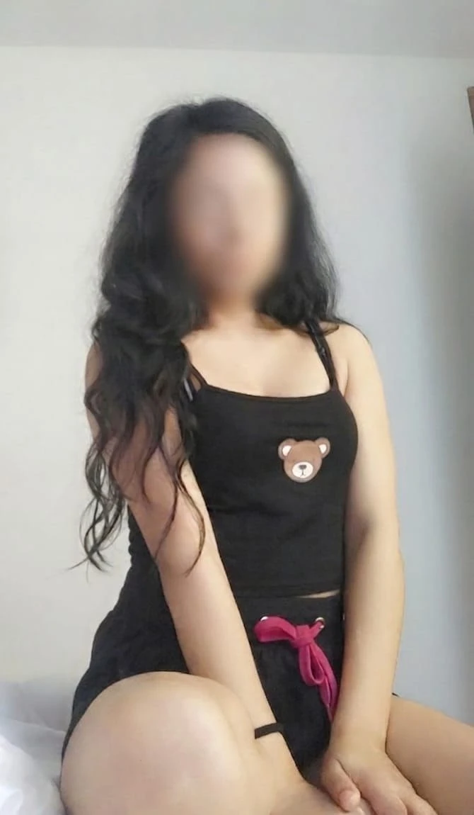 Zara – Indian escort in Bangalore — 1 / 6