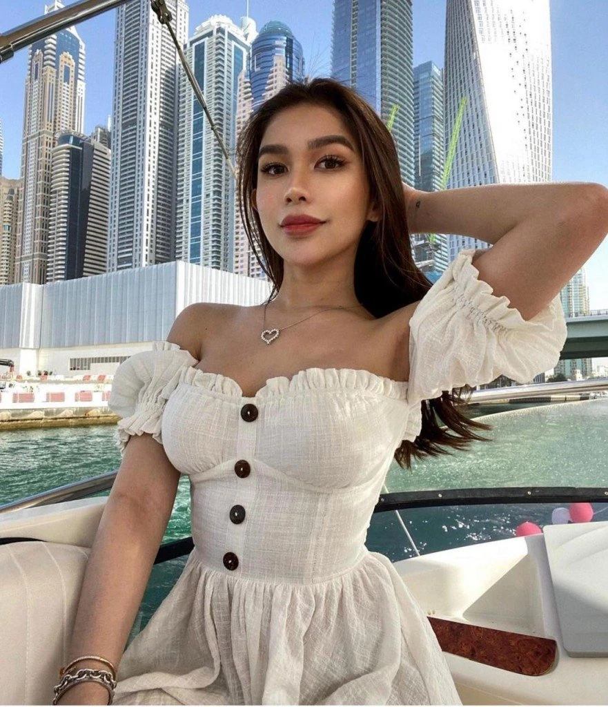 Melly – Thai escort in Hong Kong — 5 / 10
