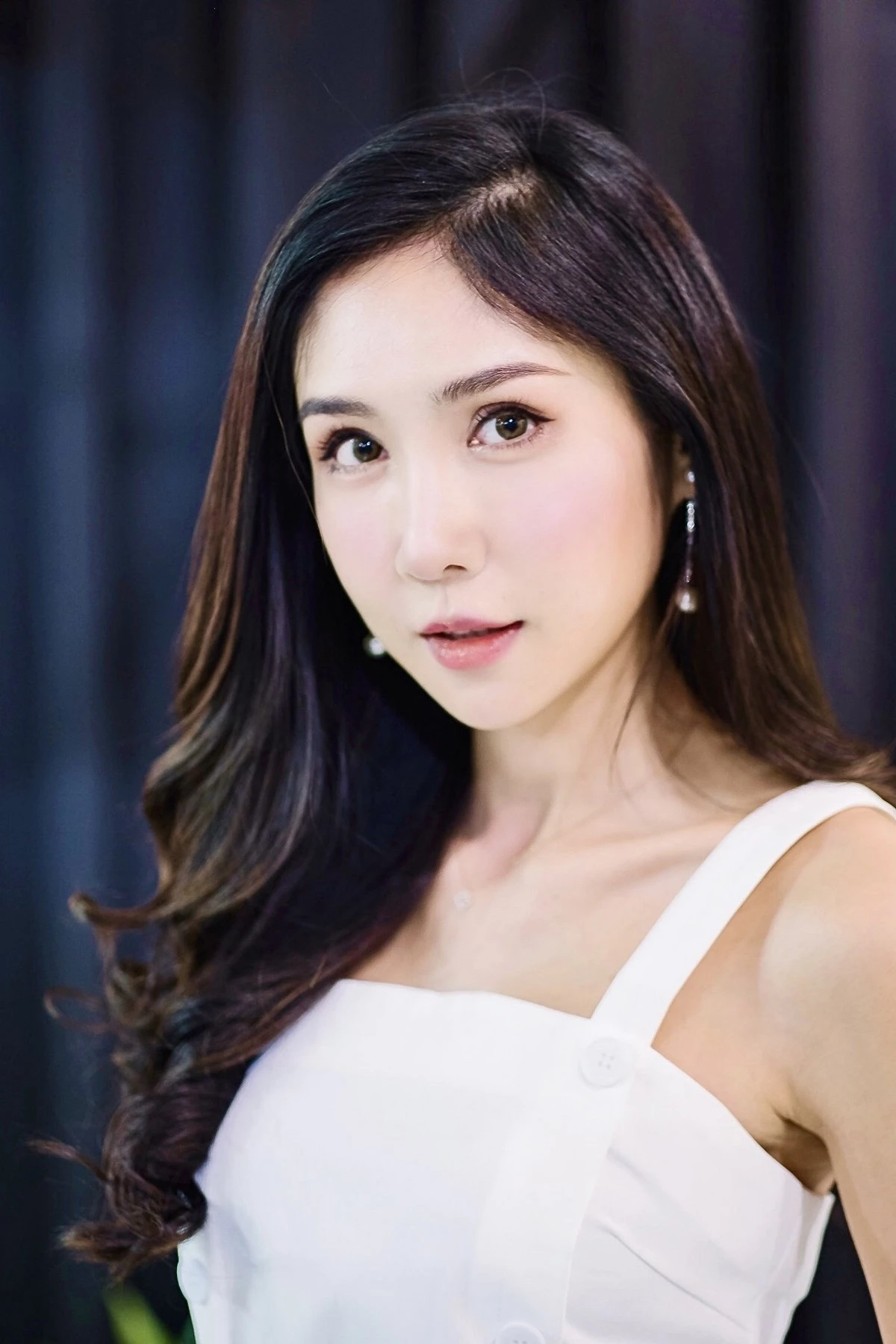 Bambi 寶貝 – escort agency in Hong Kong, Escort, Hong Kong