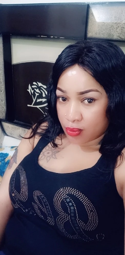 Julie – South African escort in Bhopal — 5 / 16