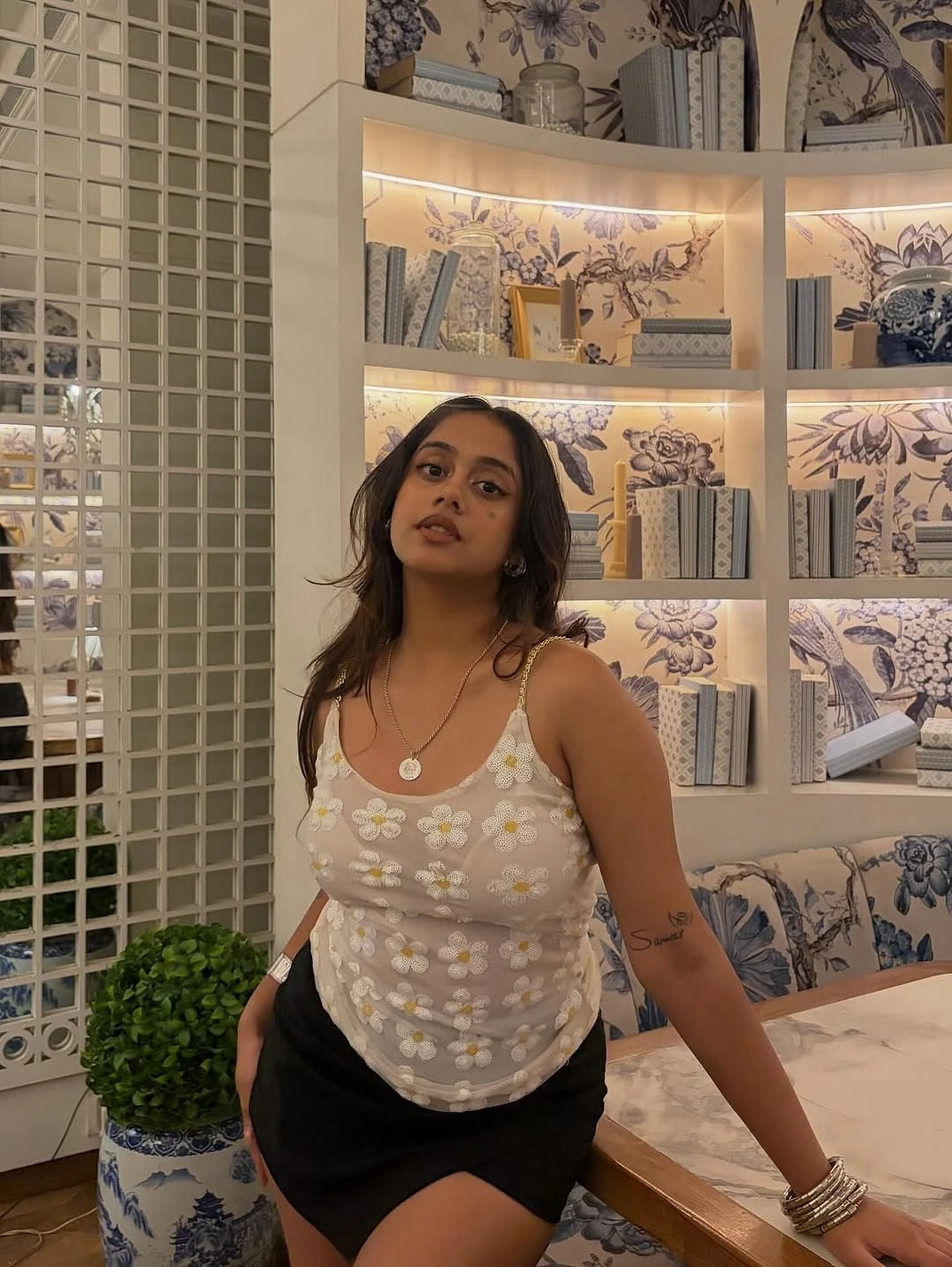 Aarya – Indian escort in Coimbatore — 3 / 5