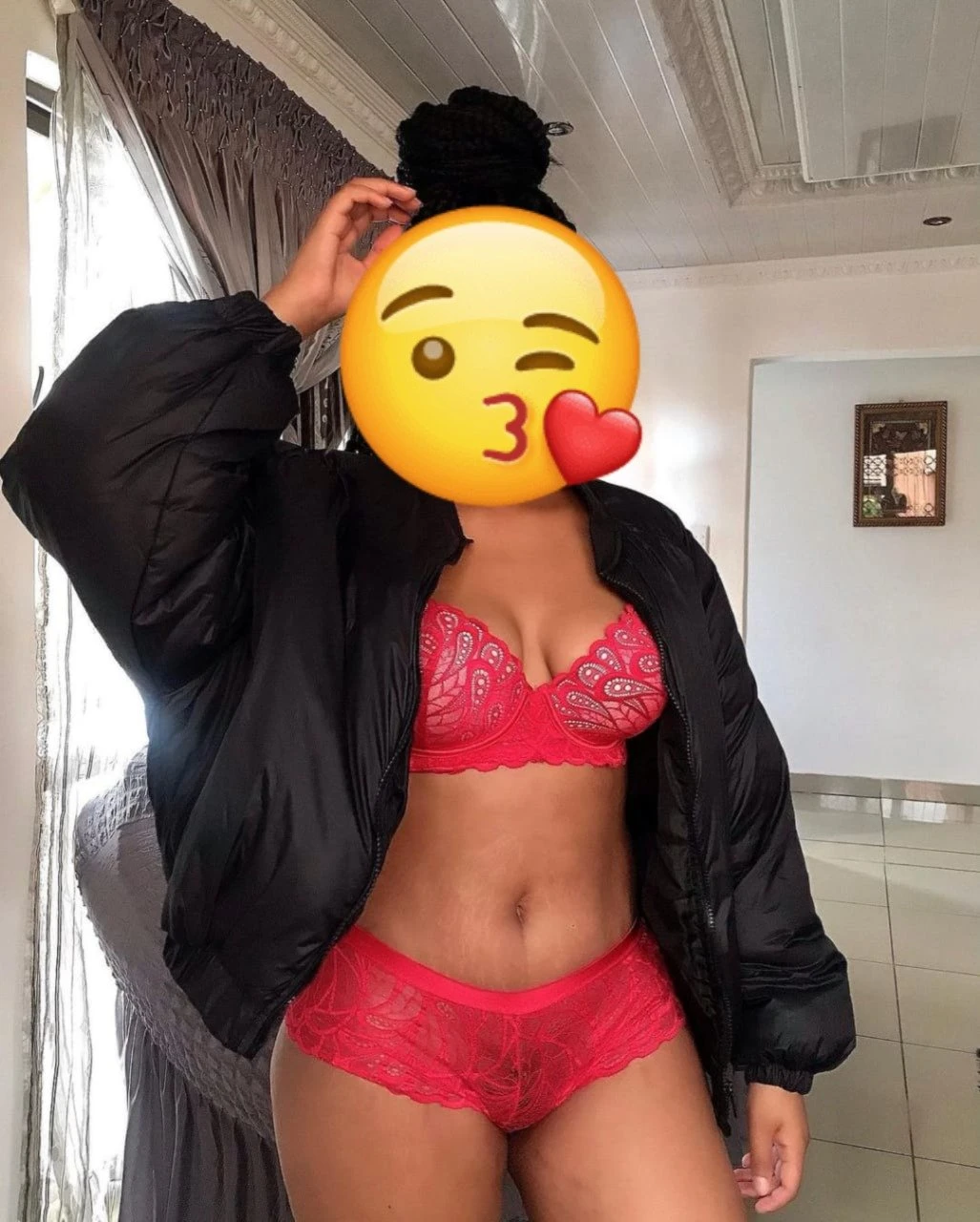 Hot Sexy African Katy E .City – South African escort in Bangalore — 2 / 4