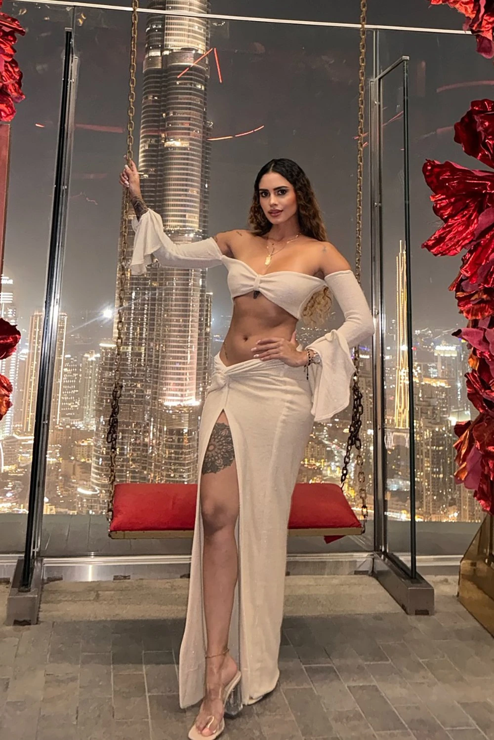 Hot Model Genezis – Colombian escort in Hong Kong — 22 / 23