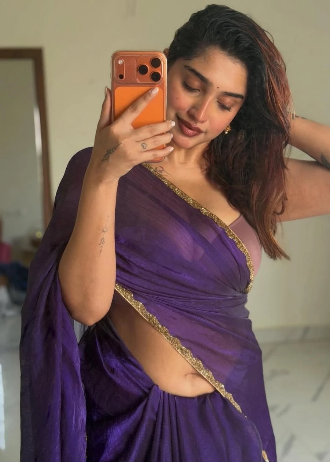 Sumiie – Indian escort in Gurgaon — 2 / 3