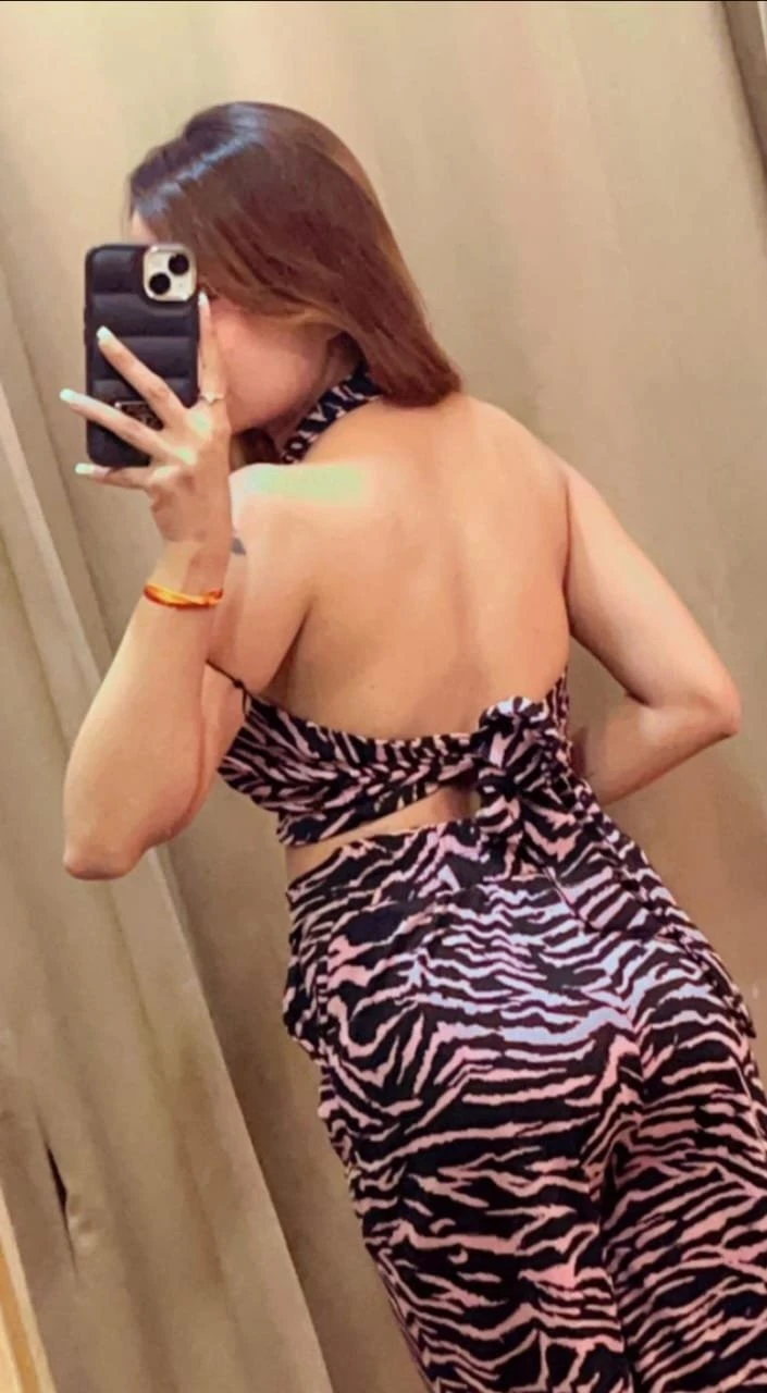 Cåsh on Delivery – Indian escort in Candolim, Goa — 2 / 3