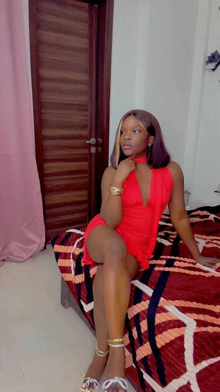 Kim – South African escort in Gurgaon — 2 / 5