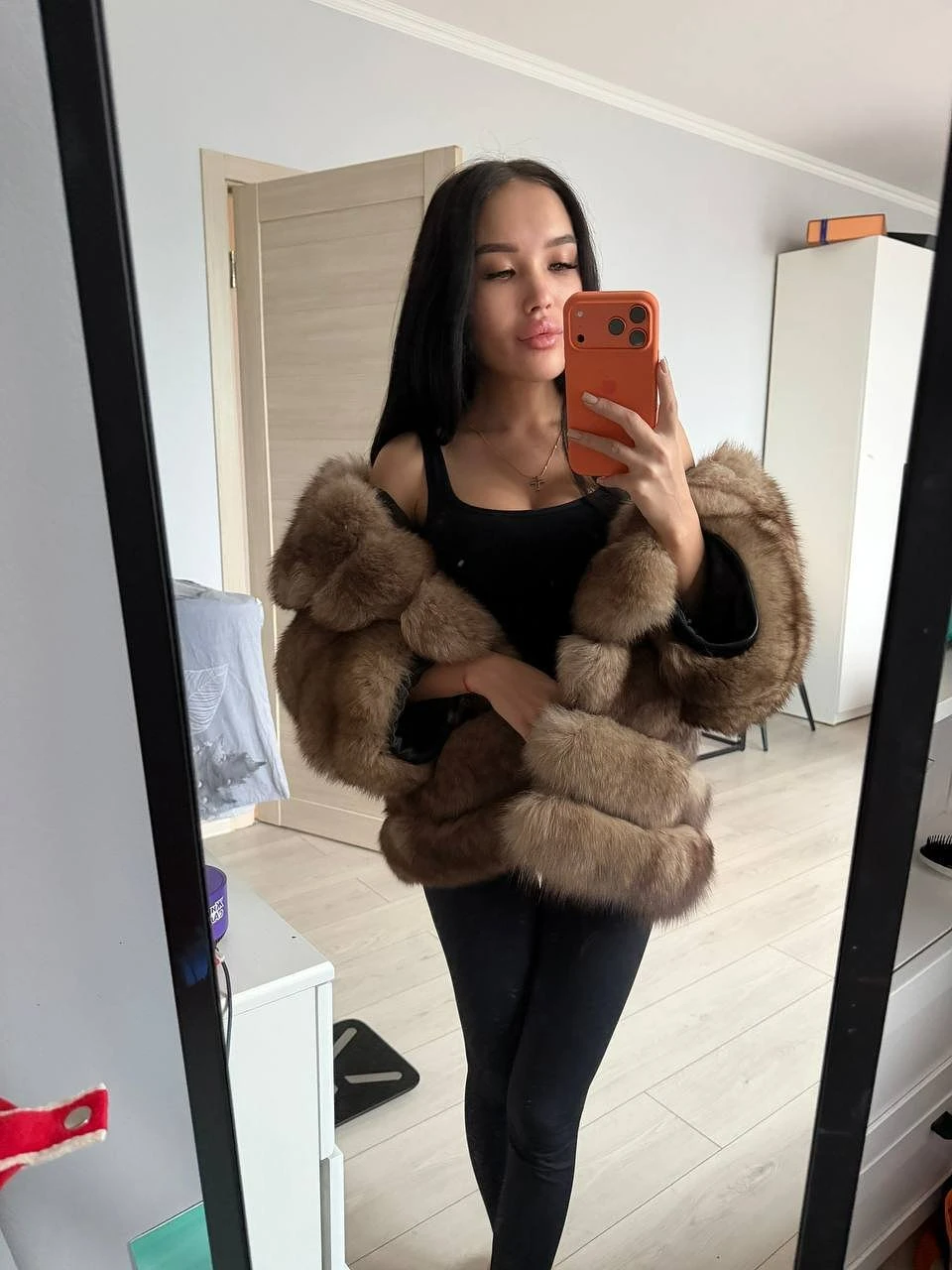 Arina – Russian escort in Hong Kong — 4 / 16