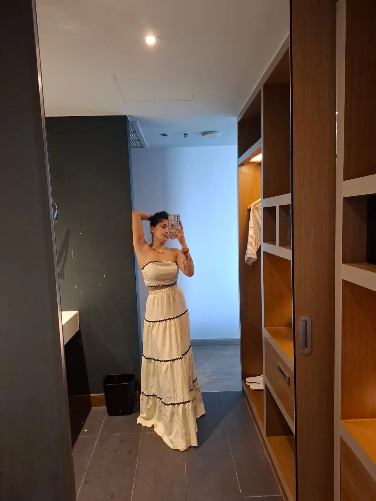 Cassy – Filipino escort in Hong Kong — 8 / 11