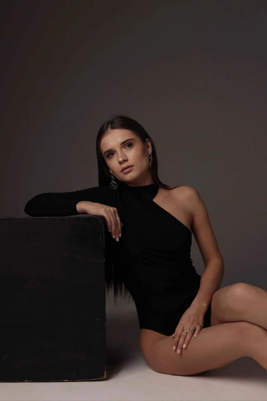 Tomiris – Russian escort in Hong Kong — 3 / 10