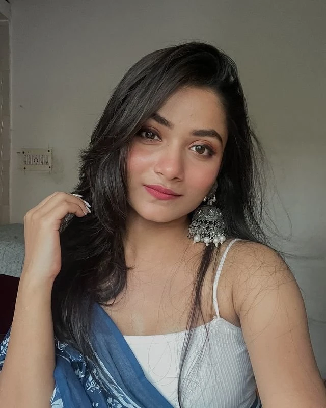 Chennai Tamil Girl Service Available – escort in Chennai — 2 / 3