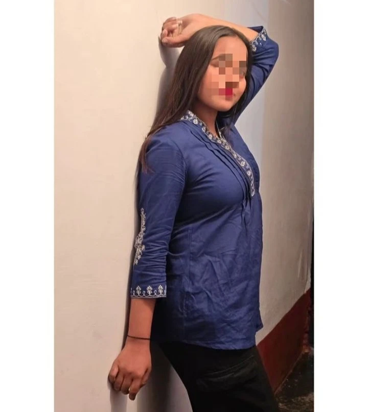 Hrishita – Indian escort in Ahmedabad — 2 / 4