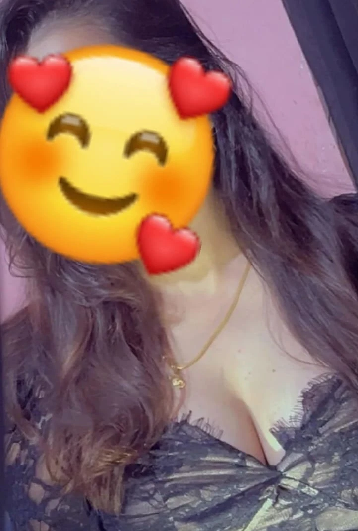 Sanvi – Indian escort in Bangalore — 3 / 5