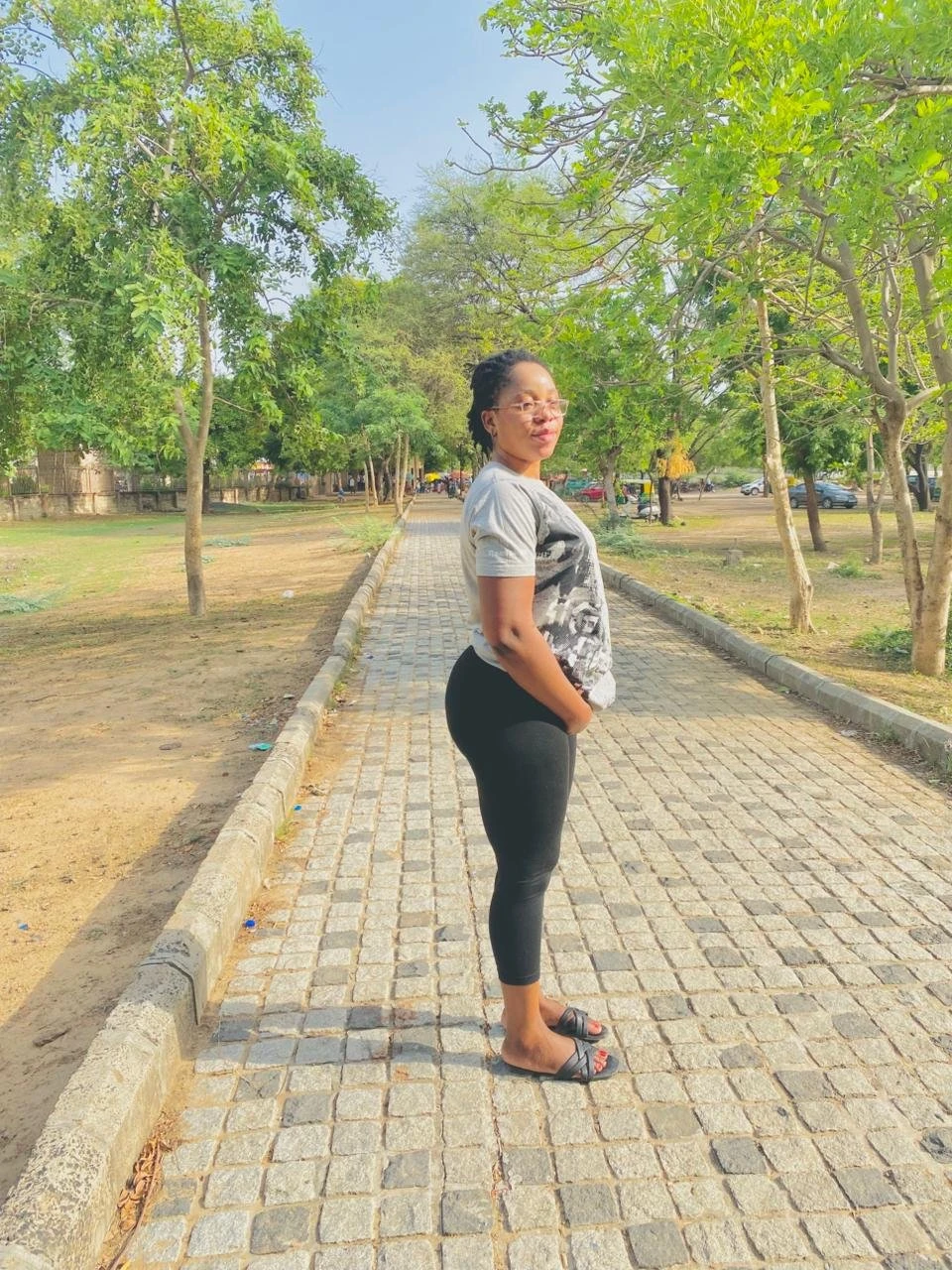 Sexy Bubbly Eva – escort in Ahmedabad — 4 / 7