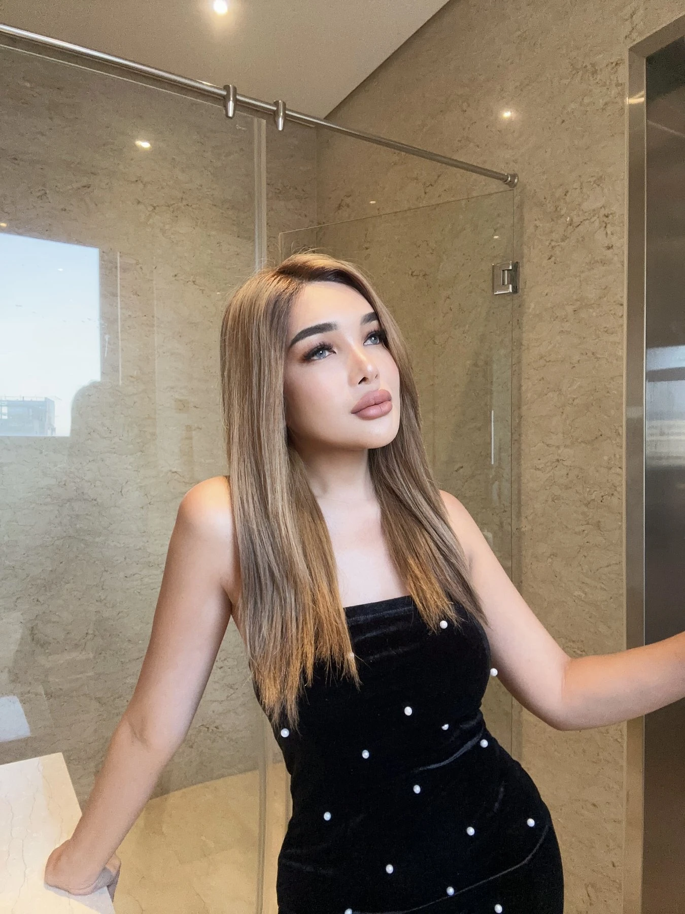 YOUNG GIRL ARRIVED IN HONG KONG – American escort in Hong Kong — 7 / 16