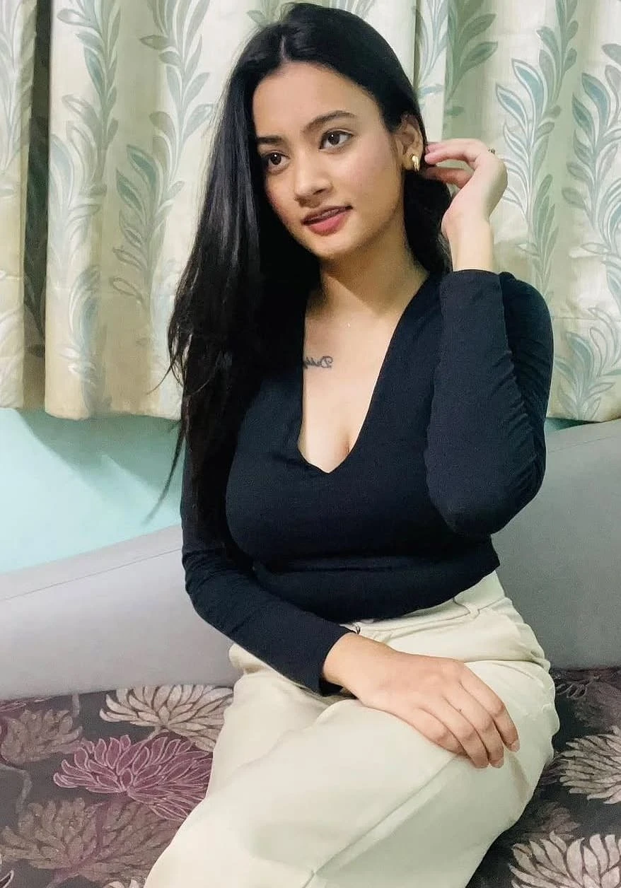 Ragini Sharma Call Girl Service – Indian escort in Chandigarh, Escort, Chandigarh