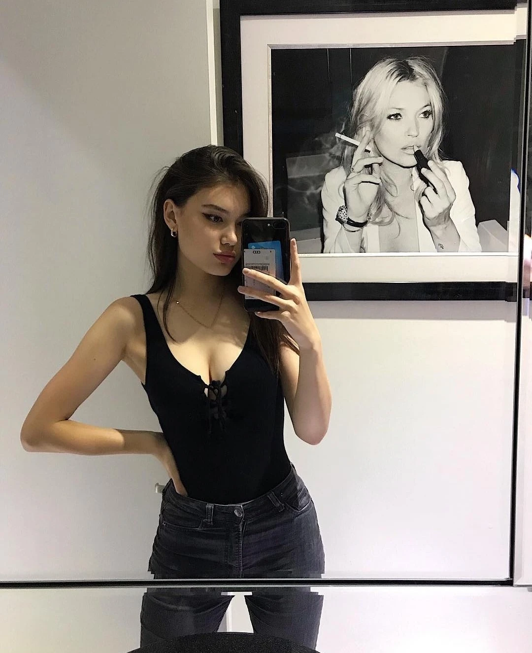 Vanessa – South Korean escort in Hong Kong — 4 / 5
