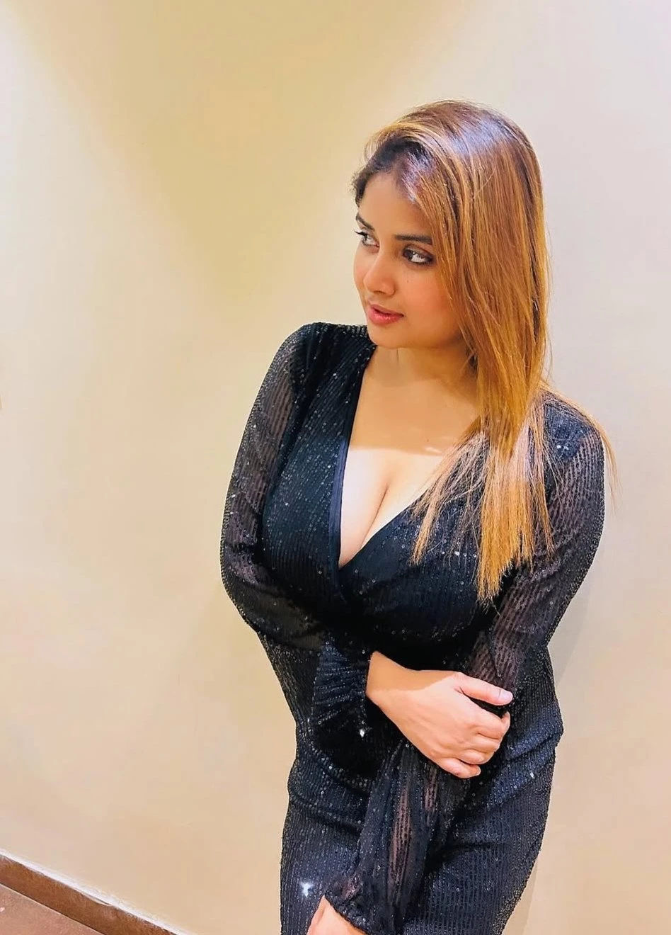 Kavya" 24 X7 Best Safe High Profile A – Indian escort in Bangalore — 2 / 3