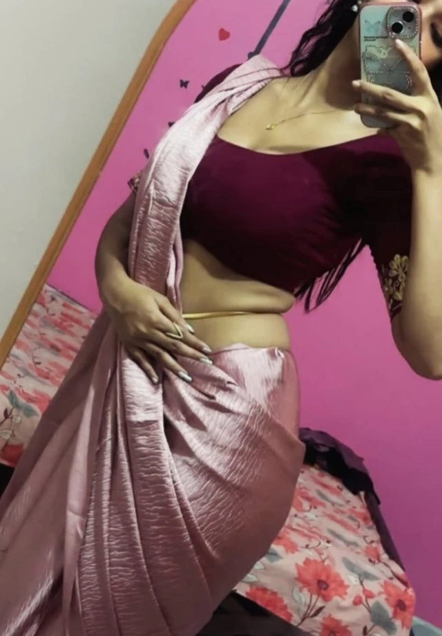 Ankita for Real Meet & Cam Session – Indian escort in Bangalore — 2 / 6