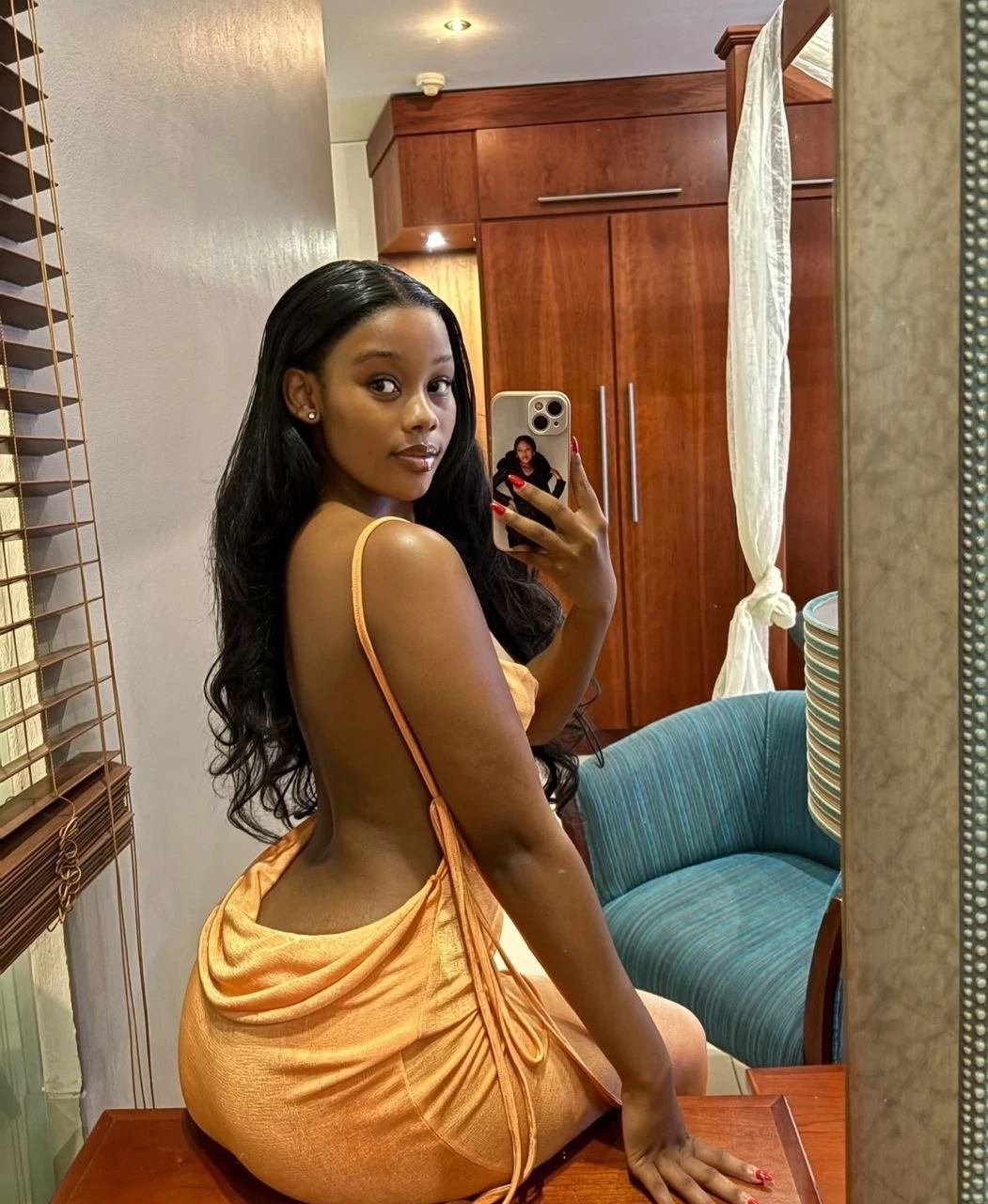 Precious – Ethiopian escort in Bangalore — 7 / 8