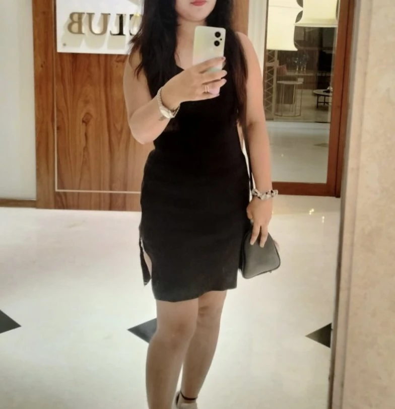Aliya Khan – Indian escort in Bangalore, Escort, Banga
