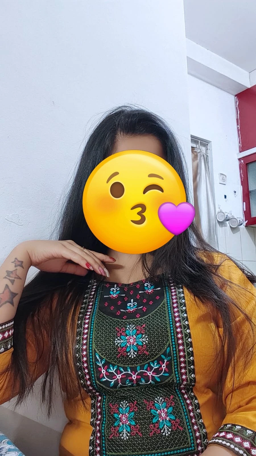 NO BROKER DIRECT CONTACT ME – Indian escort in Hyderabad — 2 / 3