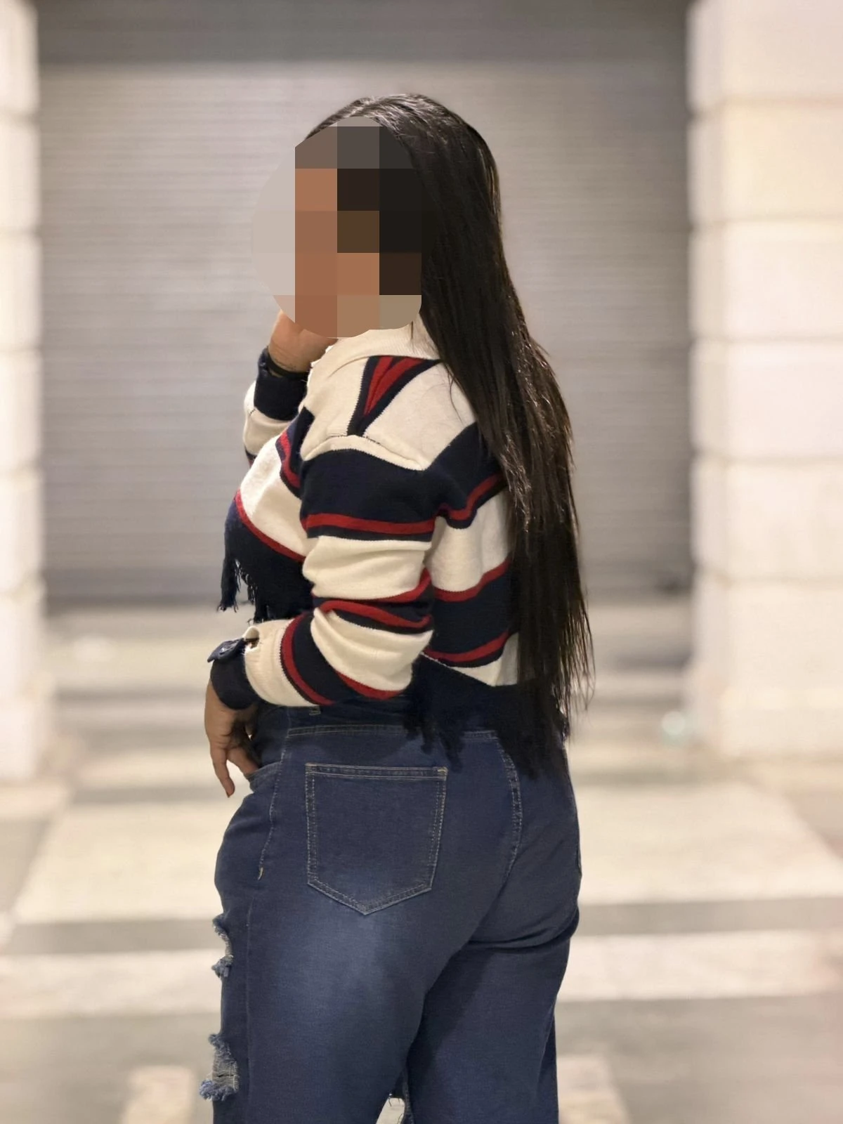 Pari (Cam Show & Real Meet) – Indian escort in Bangalore — 4 / 5