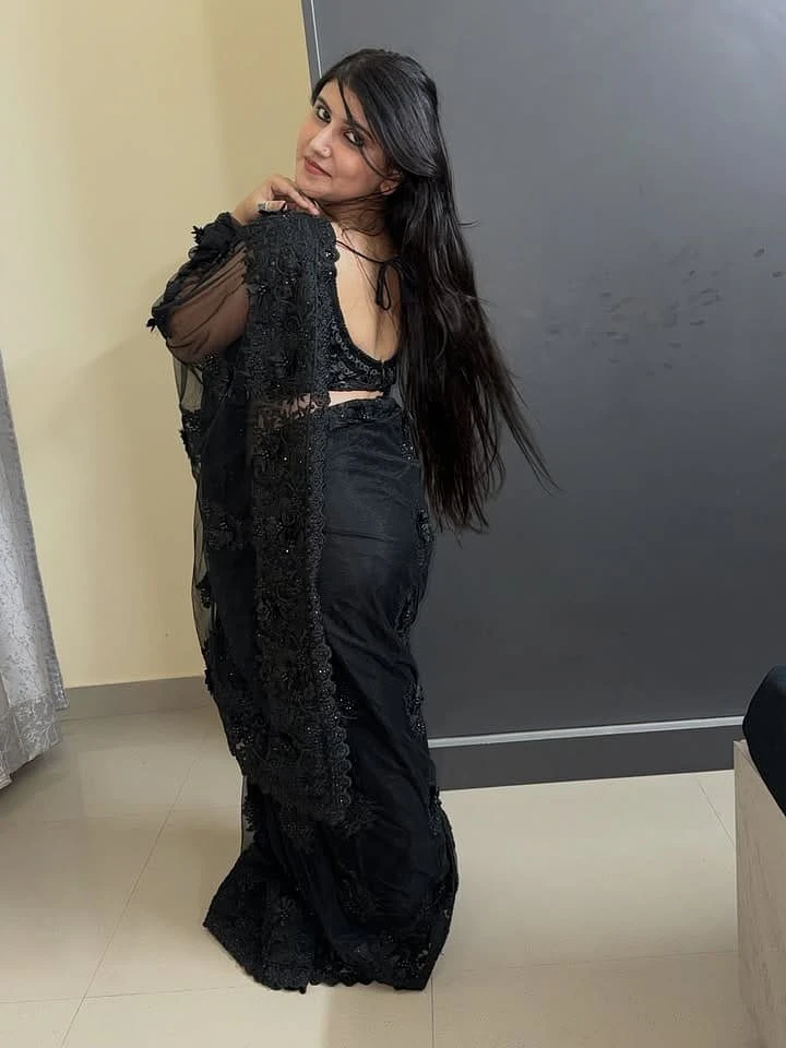 Anchal Goddess – Indian dominatrix in Bangalore — 3 / 4